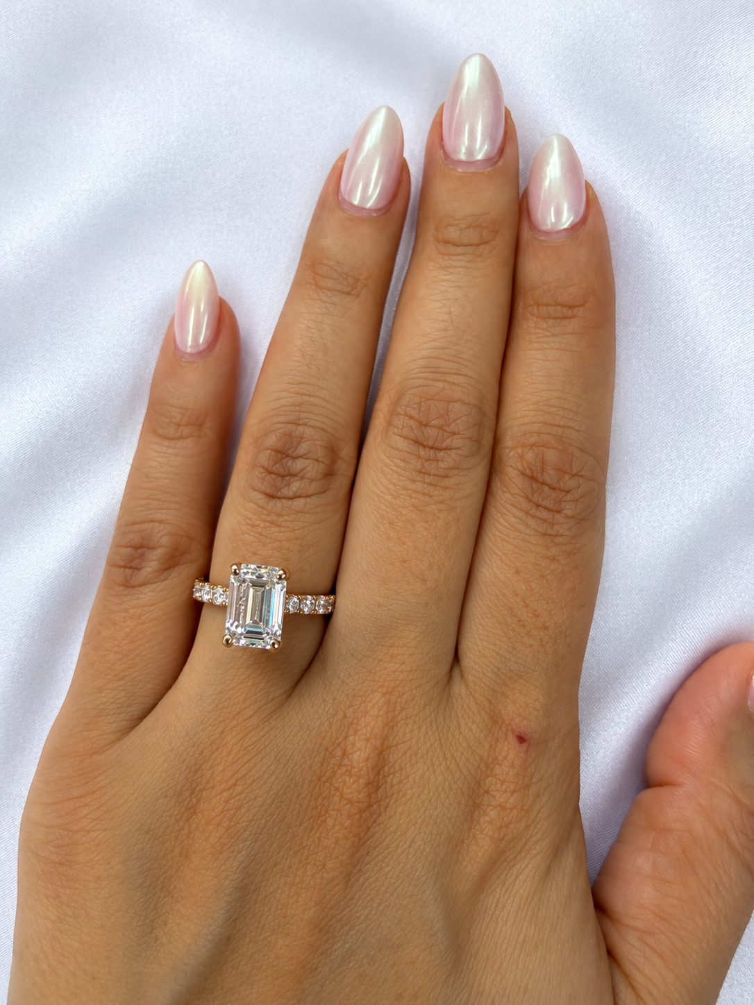 3.10 CT Emerald Cut Lab Grown Diamond Engagement Ring in 14K Yellow Gold – IGI Certified